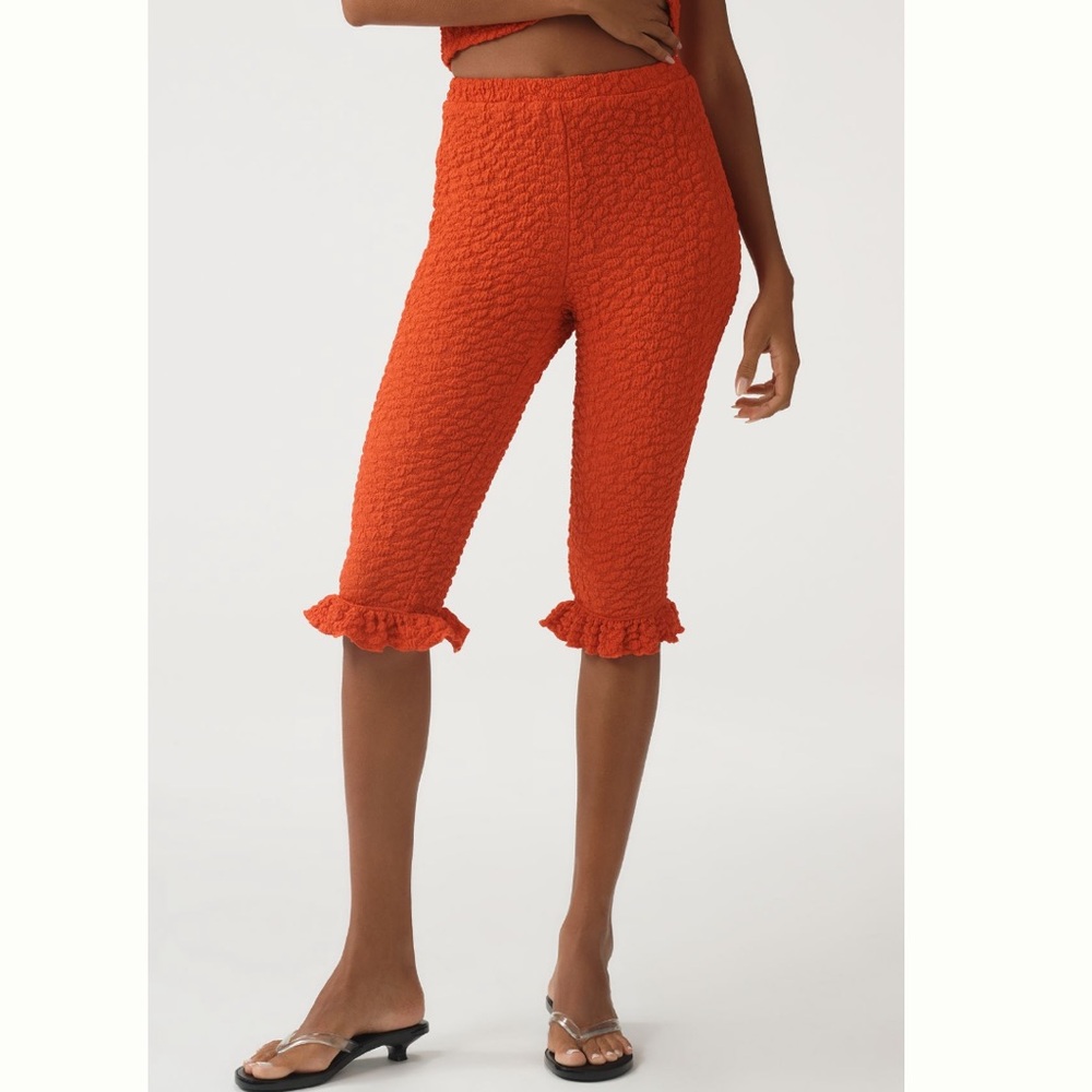 Anthropologie Popcorn Knit Capri Ruffle Hem Pant in Cherry Size XS NWT